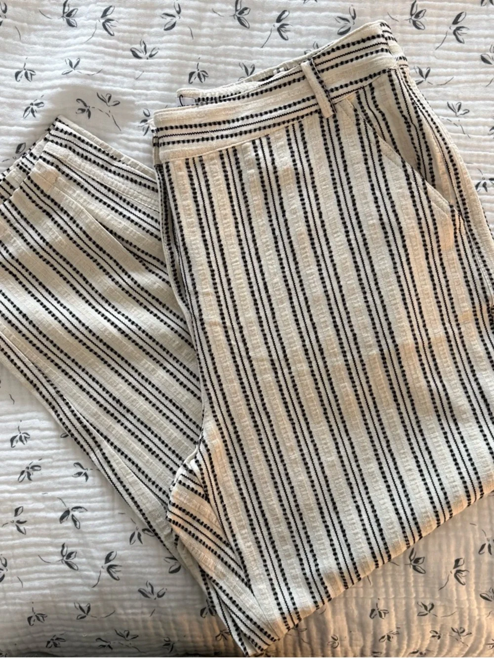 Zara Embroidered Striped Rustic Cotton & Linen Tapered Cropped Pants Size L NWT